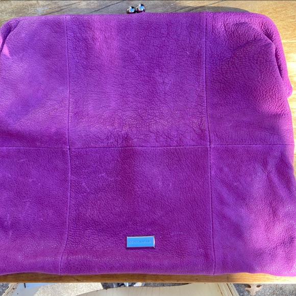 Cocinnelle fold over clutch, brand new, never used. Fuchsia. With dust bag - Picture 3 of 9